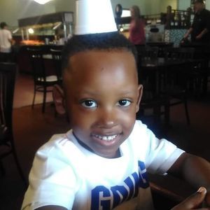 Meet your Posher, Latasha